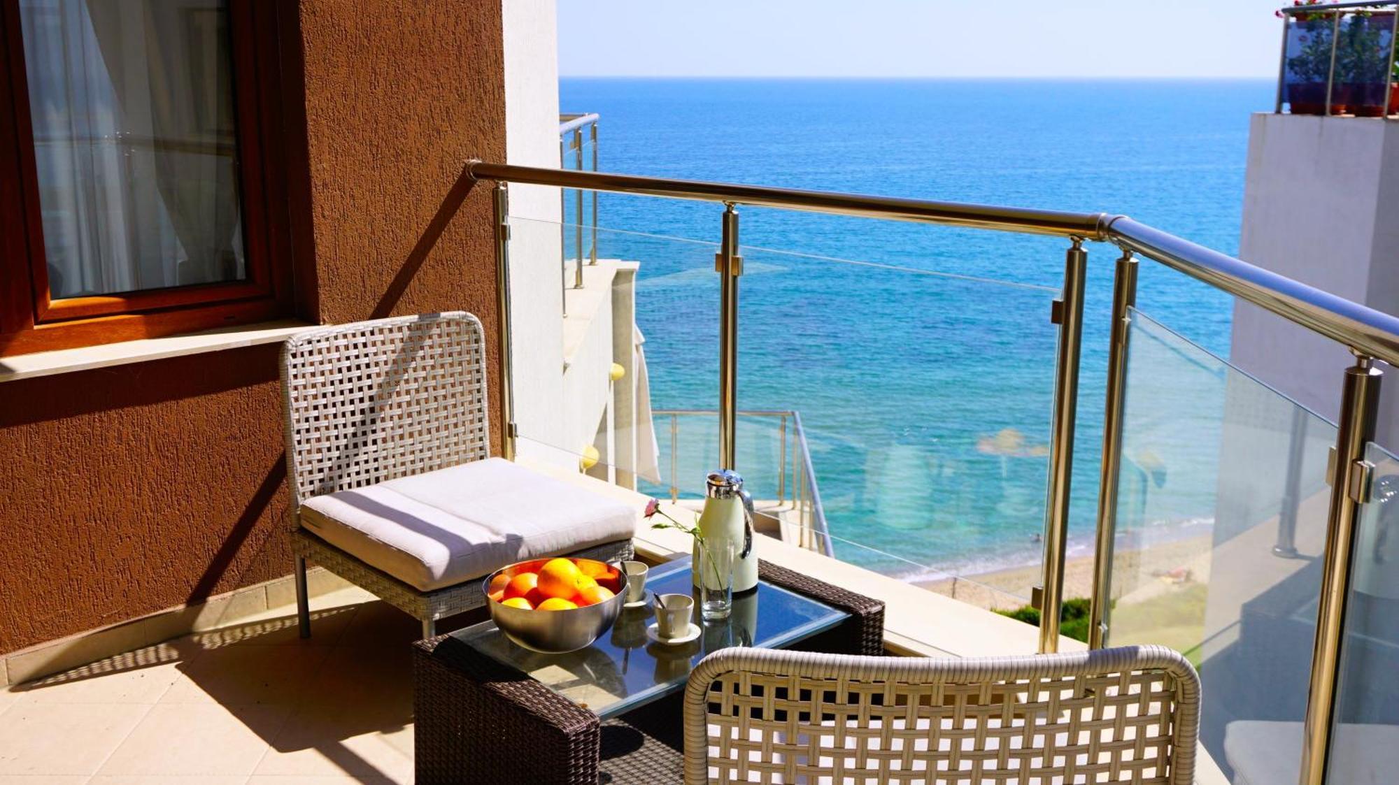 Апартаменти Бяла Клиф На Плажа - Apartments Byala Cliff First Line Bilik gambar